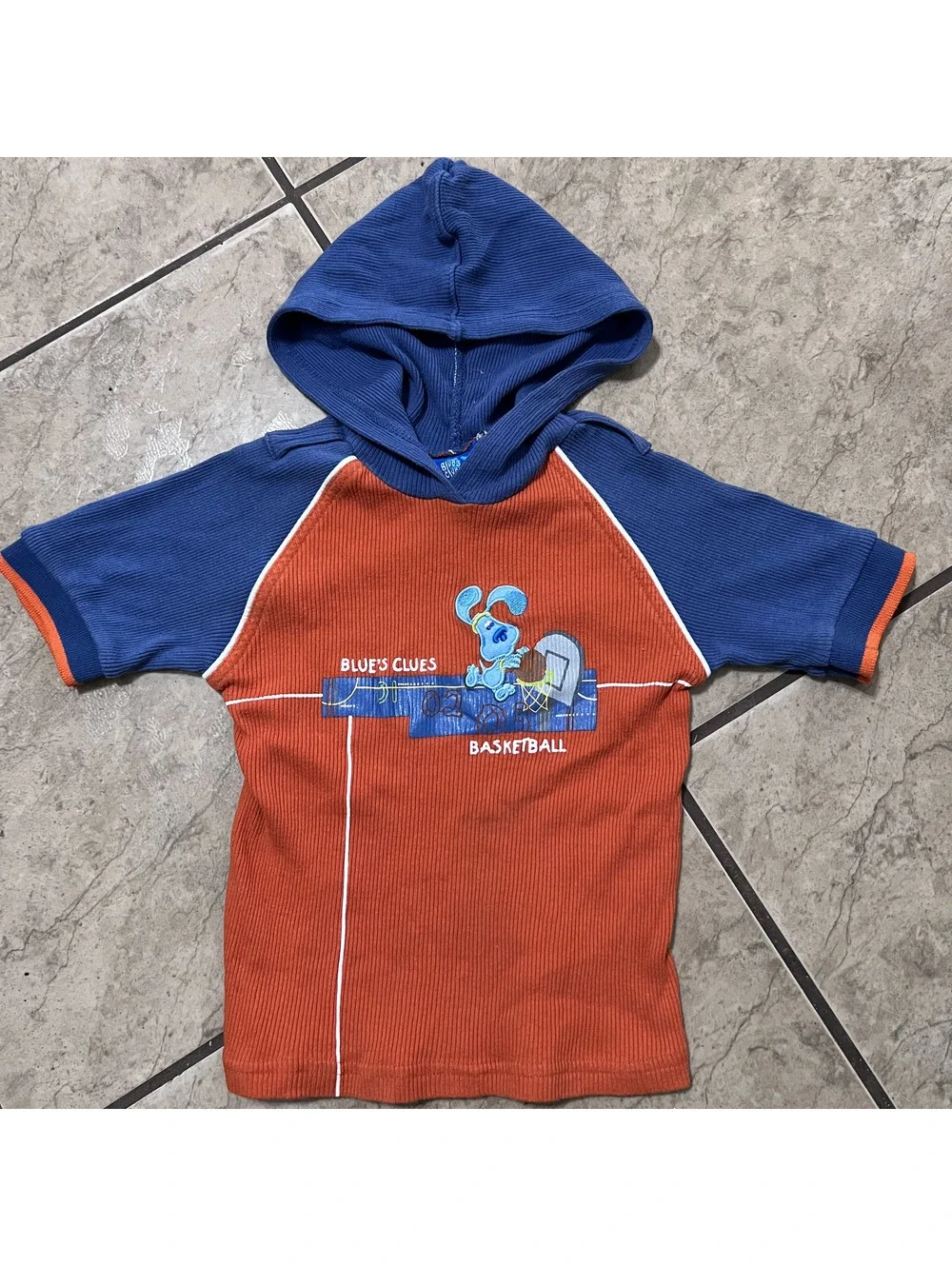 2001 Vintage Blue Clues Basketball Kids Hooded Shirt Characters Cartoons Size 4